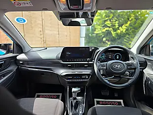 Used 2022 Hyundai I20 Premium Blue - Interior and Exterior details 10