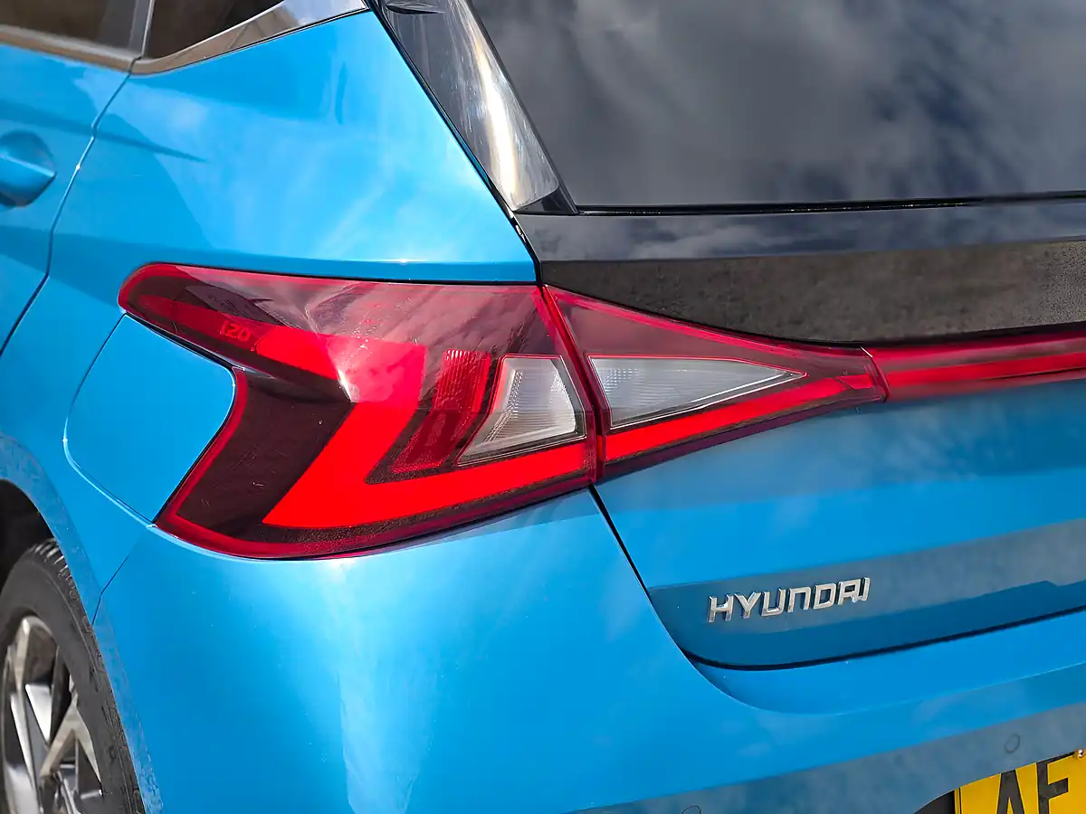 Used 2022 Hyundai I20 Premium Blue - Interior and Exterior details 18