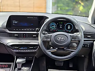 Used 2022 Hyundai I20 Premium Blue - Interior and Exterior details 20