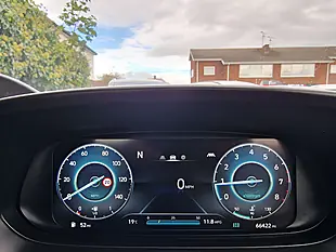 Used 2022 Hyundai i20 Se Connect Aurora Grey - Interior and Exterior details 16
