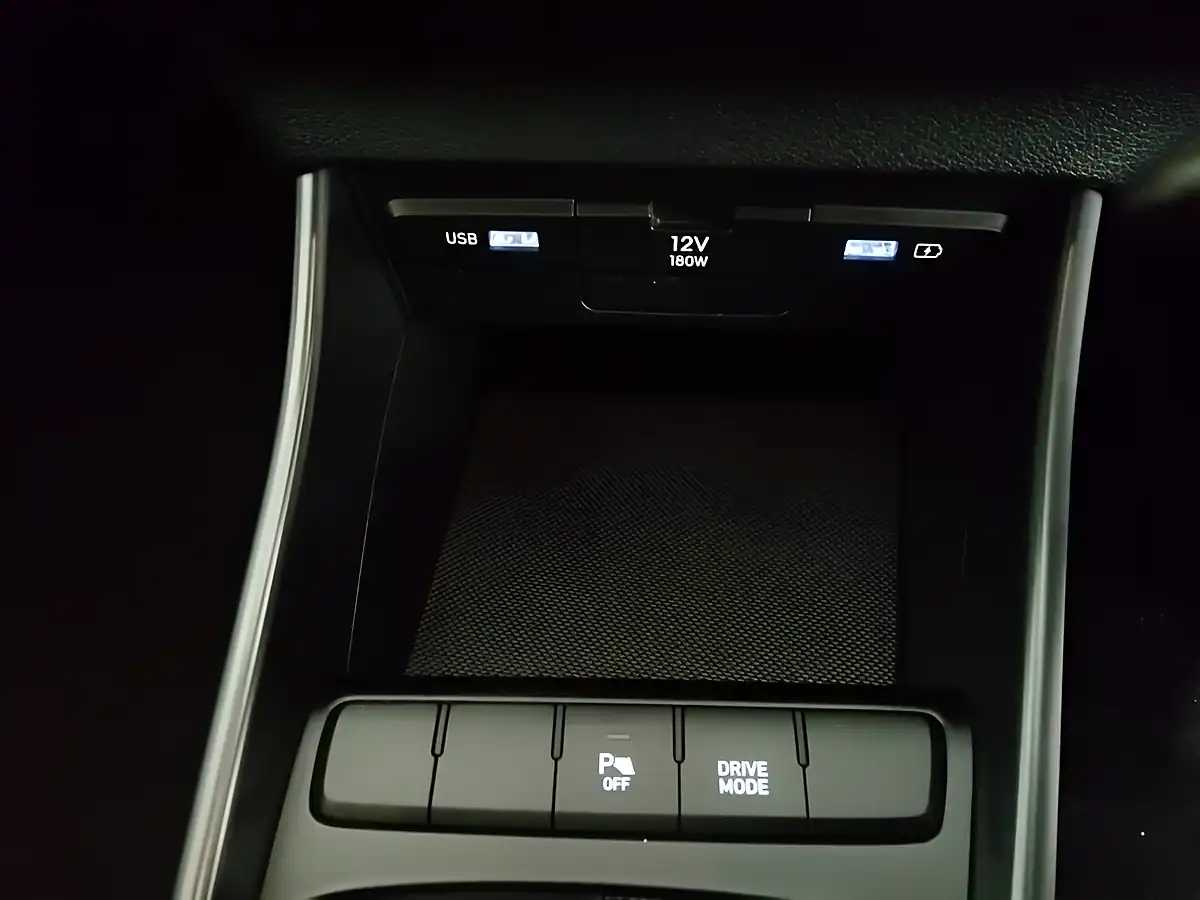 Used 2022 Hyundai I20 Se Connect Bronze - Interior and Exterior details 12
