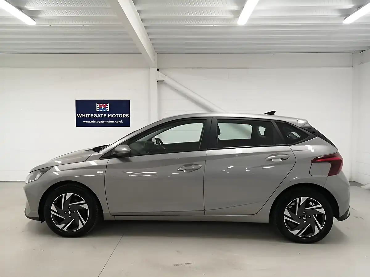 Used 2022 Hyundai I20 Se Connect Bronze - Interior and Exterior details 14