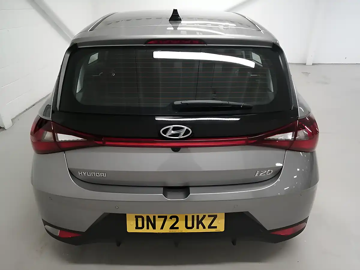 Used 2022 Hyundai I20 Se Connect Bronze - Interior and Exterior details 15