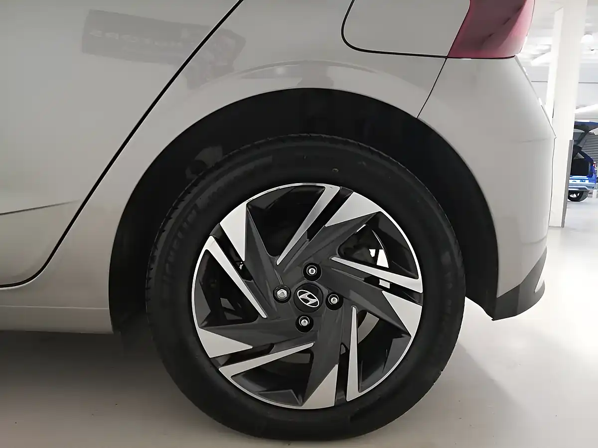 Used 2022 Hyundai I20 Se Connect Bronze - Interior and Exterior details 19