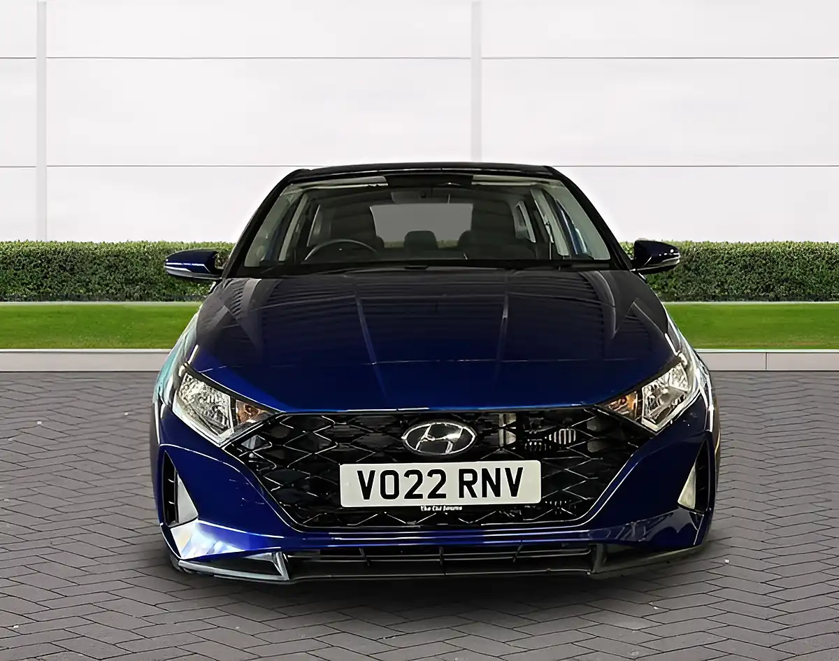 Used 2022 Hyundai i20 Se Connect Intense Blue - Interior and Exterior details 8