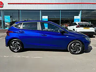 Used 2022 Hyundai i20 Se Connect Intense Blue - Interior and Exterior details 13