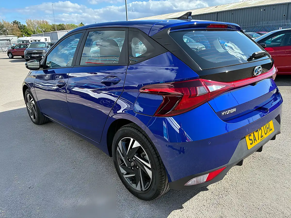 Used 2022 Hyundai i20 Se Connect Intense Blue - Interior and Exterior details 2