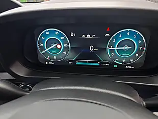 Used 2022 Hyundai i20 Ultimate Red - Interior and Exterior details 11