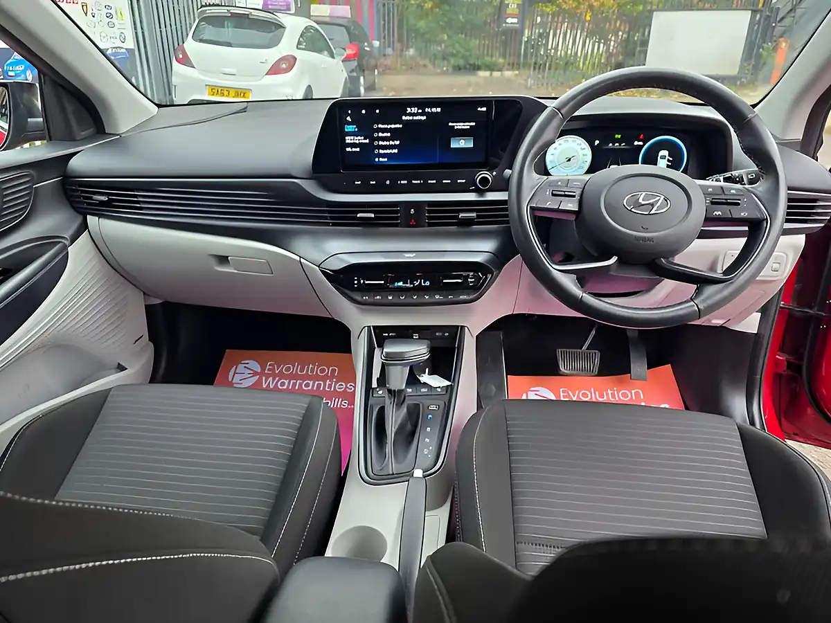 Used 2022 Hyundai i20 Ultimate Red - Interior and Exterior details 13