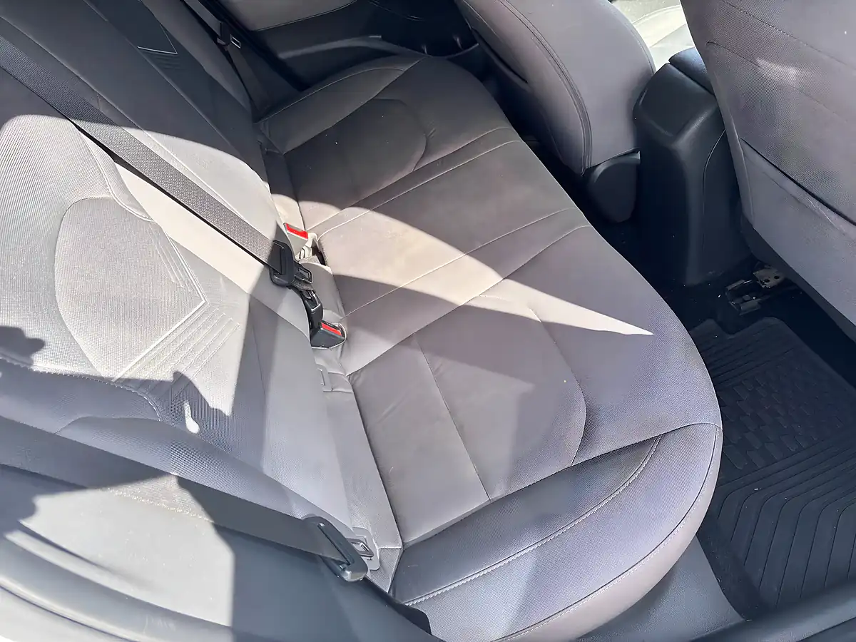 Used 2022 Hyundai I30 Se Connect Tourer Polar White - Interior and Exterior details 12