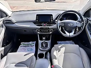 Used 2022 Hyundai I30 Se Connect Tourer Polar White - Interior and Exterior details 16