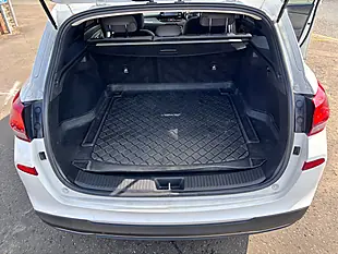 Used 2022 Hyundai I30 Se Connect Tourer Polar White - Interior and Exterior details 17