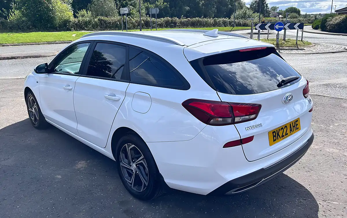 Used 2022 Hyundai I30 Se Connect Tourer Polar White - Interior and Exterior details 3
