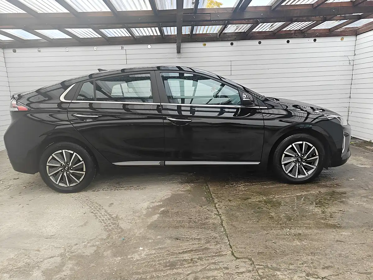 Used 2022 Hyundai Ioniq Premium Black - Interior and Exterior details 2
