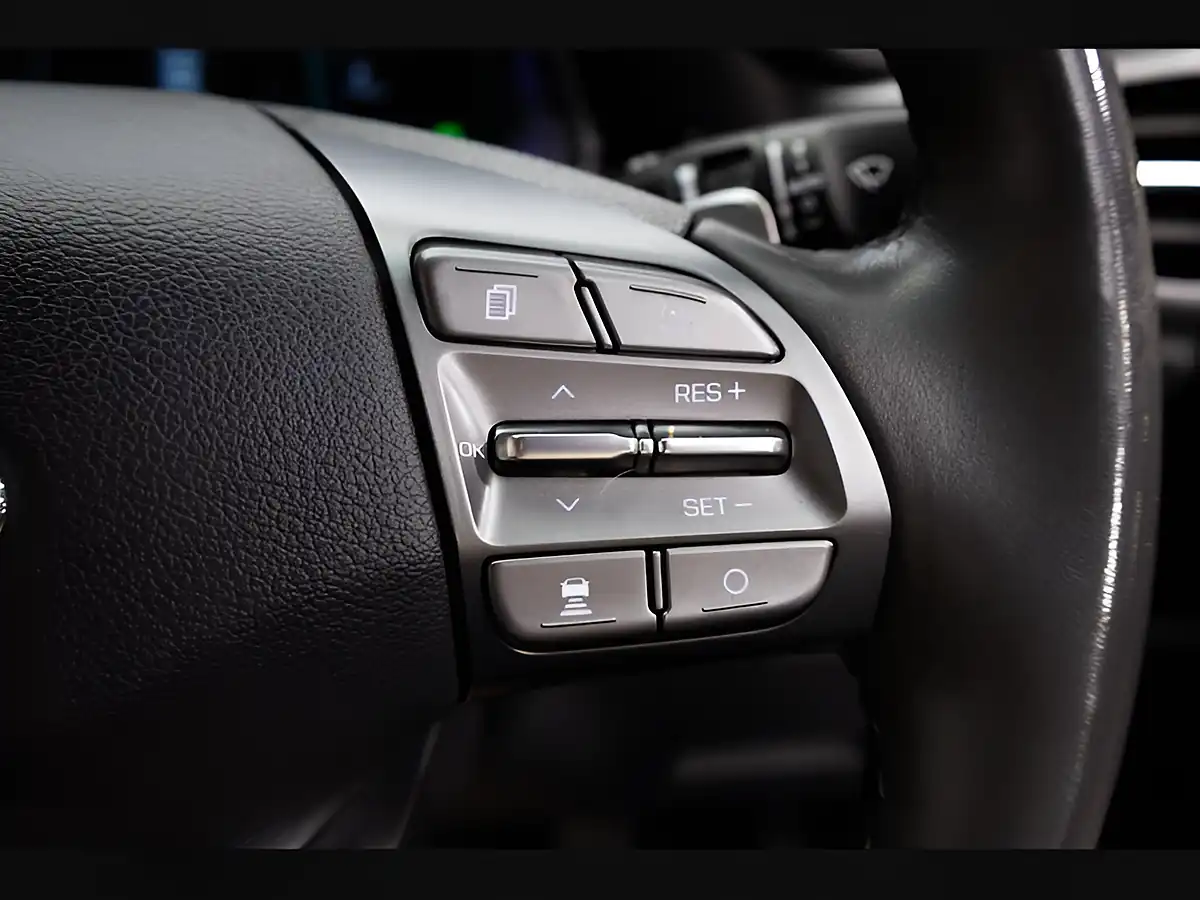 Used 2022 Hyundai Ioniq Premium Se Blue - Interior and Exterior details 15