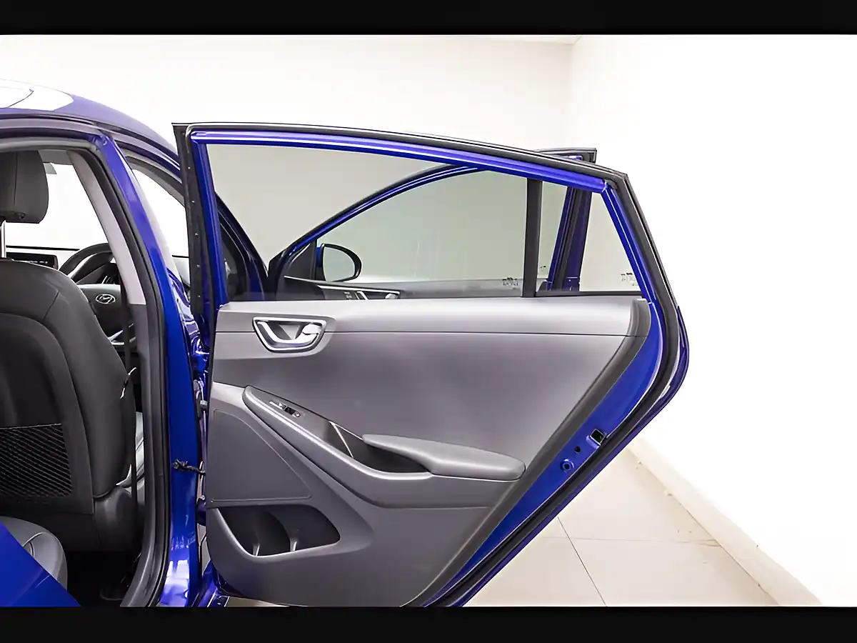 Used 2022 Hyundai Ioniq Premium Se Blue - Interior and Exterior details 19
