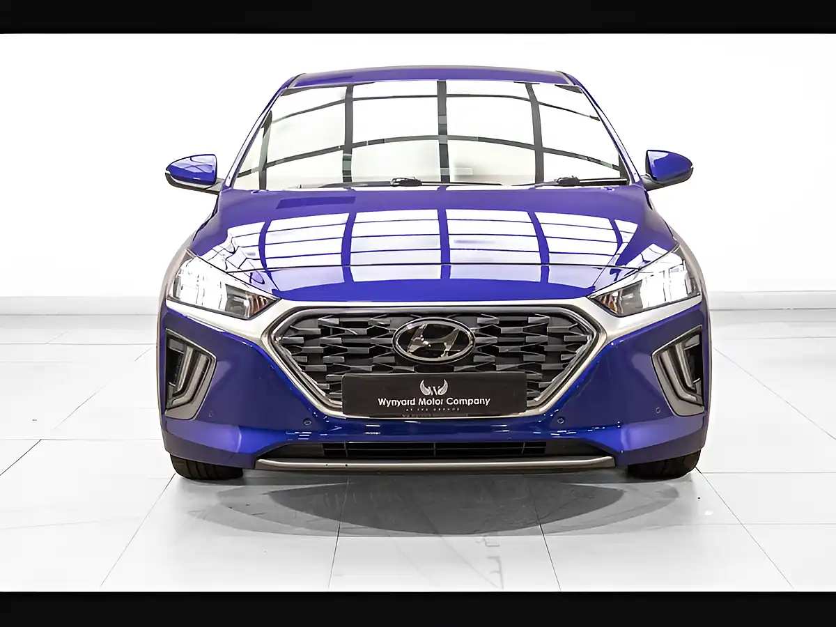 Used 2022 Hyundai Ioniq Premium Se Blue - Interior and Exterior details 4