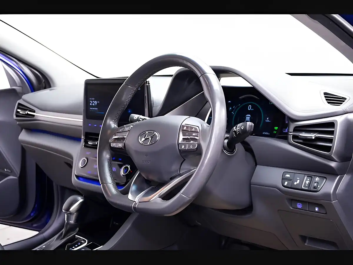 Used 2022 Hyundai Ioniq Premium Se Blue - Interior and Exterior details 8