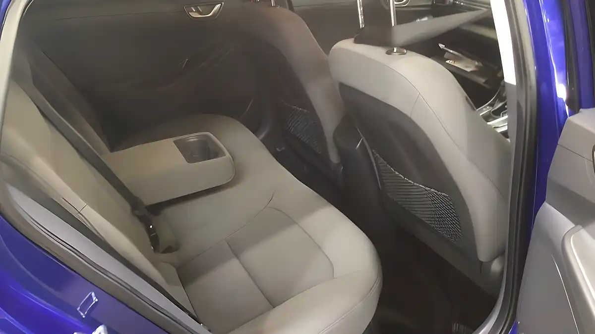 Used 2022 Hyundai Ioniq Premium Se Blue - Interior and Exterior details 11