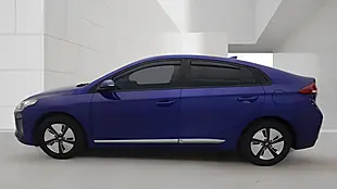 Used 2022 Hyundai Ioniq Premium Se Blue - Interior and Exterior details 6