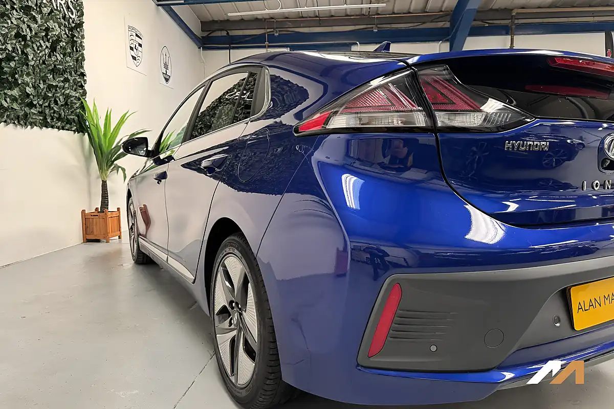 Used 2022 Hyundai Ioniq Premium Se Intense Blue - Interior and Exterior details 3