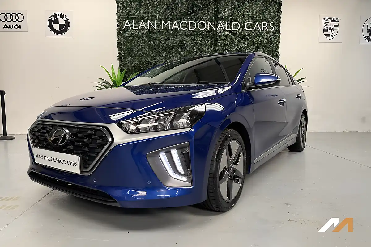 Used 2022 Hyundai Ioniq Premium Se Intense Blue - Interior and Exterior details 8