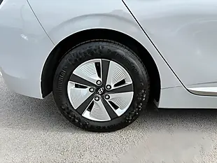 Used 2022 Hyundai Ioniq Se Connect Cyber Grey - Interior and Exterior details 14