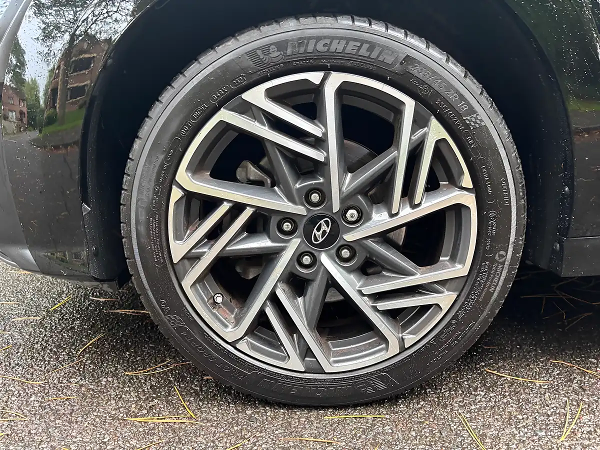 Used 2022 Hyundai Kona N Line Black - Interior and Exterior details 9