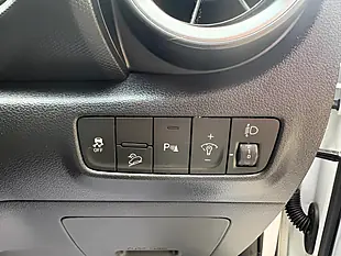 Used 2022 Hyundai Kona Premium Atlas White - Interior and Exterior details 13