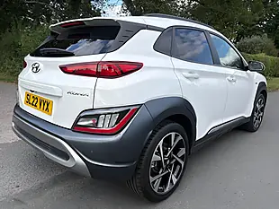 Used 2022 Hyundai Kona Premium Atlas White - Interior and Exterior details 19