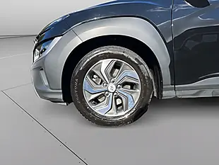 Used 2022 Hyundai Kona Se Connect Black - Interior and Exterior details 9