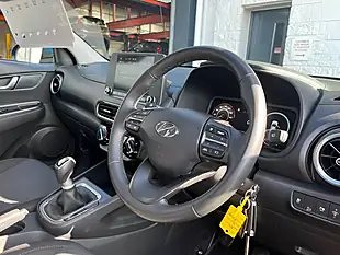 Used 2022 Hyundai Kona Se Connect Blue - Interior and Exterior details 19
