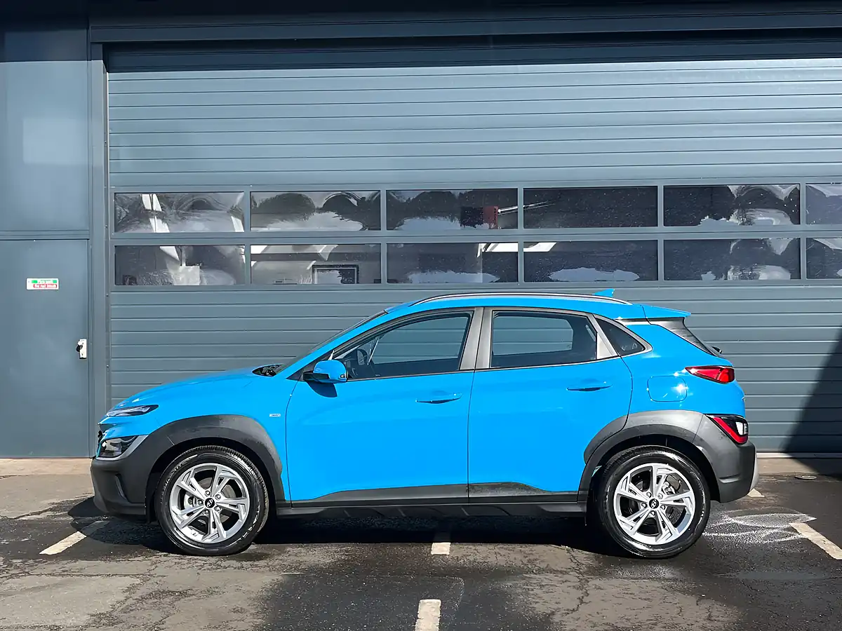 Used 2022 Hyundai Kona Se Connect Blue - Interior and Exterior details 2