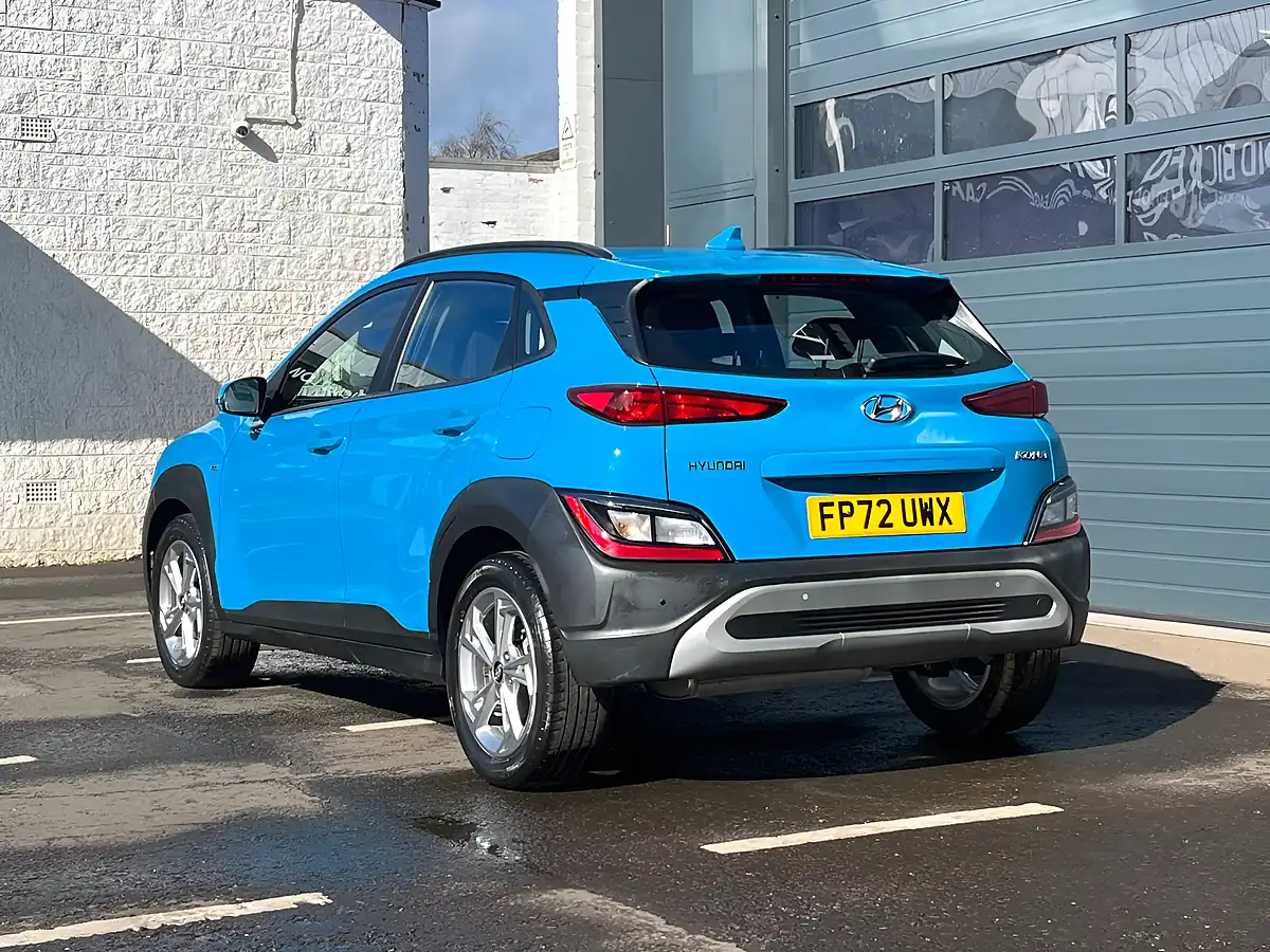 Used 2022 Hyundai Kona Se Connect Blue - Interior and Exterior details 4