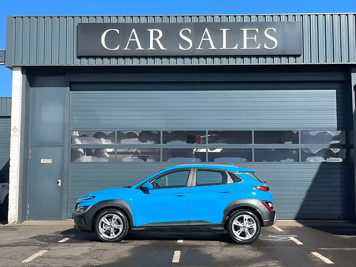 Used 2022 Hyundai Kona Se Connect Blue - Interior and Exterior details 5