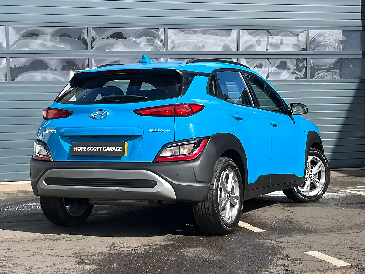 Used 2022 Hyundai Kona Se Connect Blue - Interior and Exterior details 7