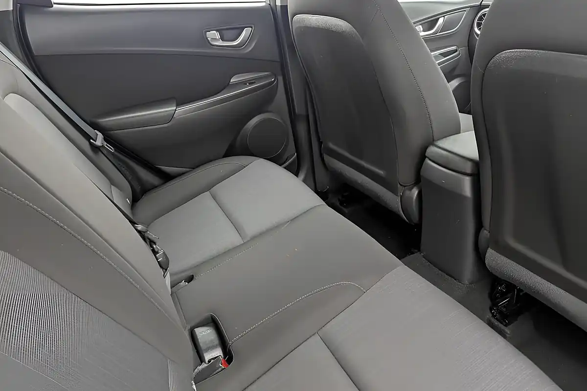Used 2022 Hyundai Kona Se Connect Cyber Grey - Interior and Exterior details 11
