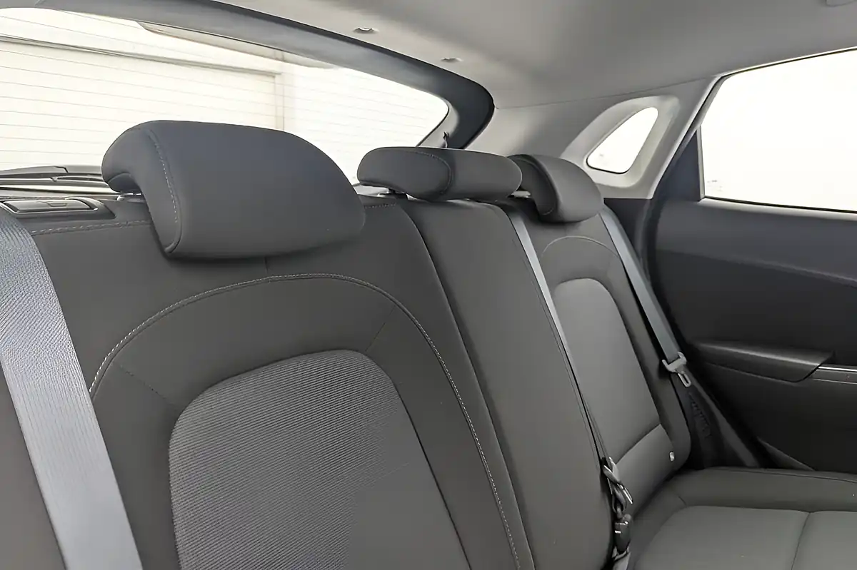 Used 2022 Hyundai Kona Se Connect Cyber Grey - Interior and Exterior details 12