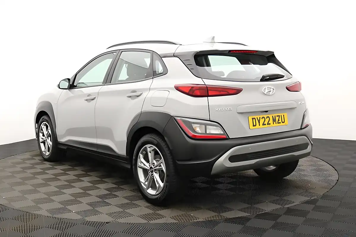 Used 2022 Hyundai Kona Se Connect Cyber Grey - Interior and Exterior details 4
