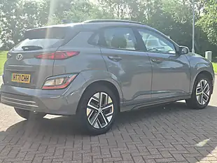 Used 2022 Hyundai Kona Se Connect Galactic Grey - Interior and Exterior details 5