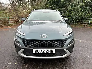 Used 2022 Hyundai Kona Se Connect Green - Interior and Exterior details 12