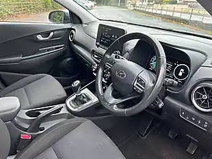Used 2022 Hyundai Kona Se Connect Green - Interior and Exterior details 15