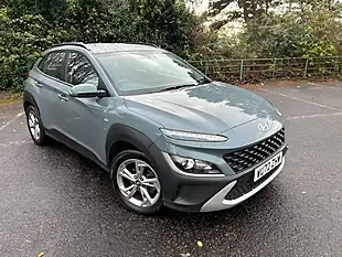 Used 2022 Hyundai Kona Se Connect Green - Interior and Exterior details 16