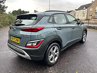 Used 2022 Hyundai Kona Se Connect Green - Interior and Exterior details 8