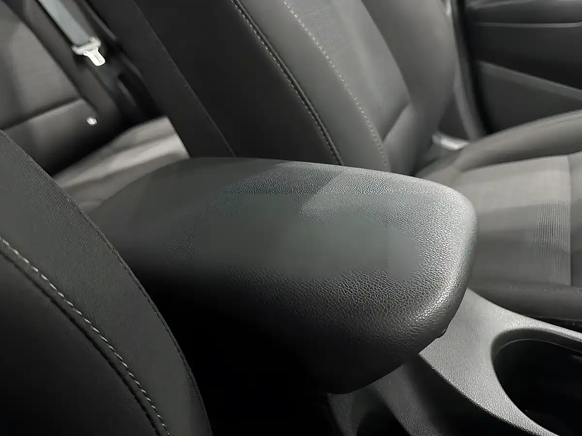 Used 2022 Hyundai Kona Se Connect Grey - Interior and Exterior details 13