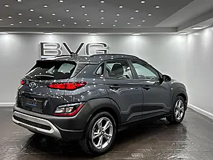 Used 2022 Hyundai Kona Se Connect Grey - Interior and Exterior details 9