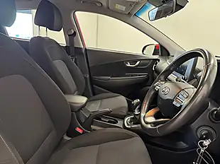 Used 2022 Hyundai Kona Se Connect Red - Interior and Exterior details 10