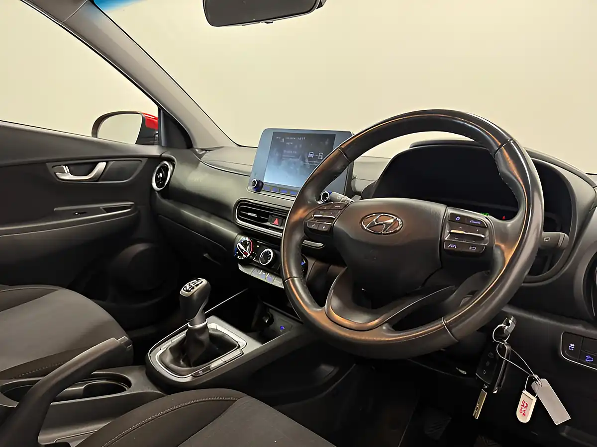 Used 2022 Hyundai Kona Se Connect Red - Interior and Exterior details 11