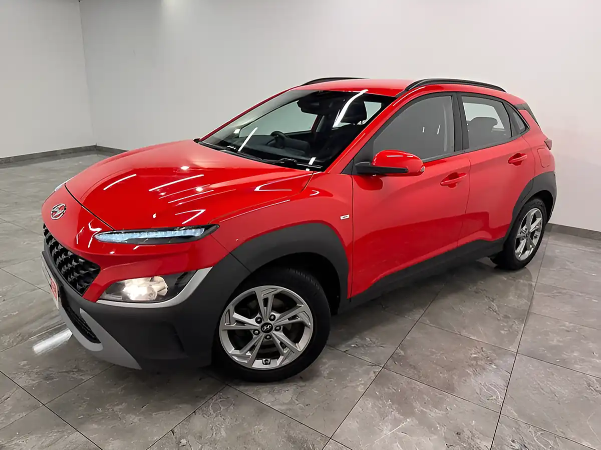 Used 2022 Hyundai Kona Se Connect Red - Interior and Exterior details 4