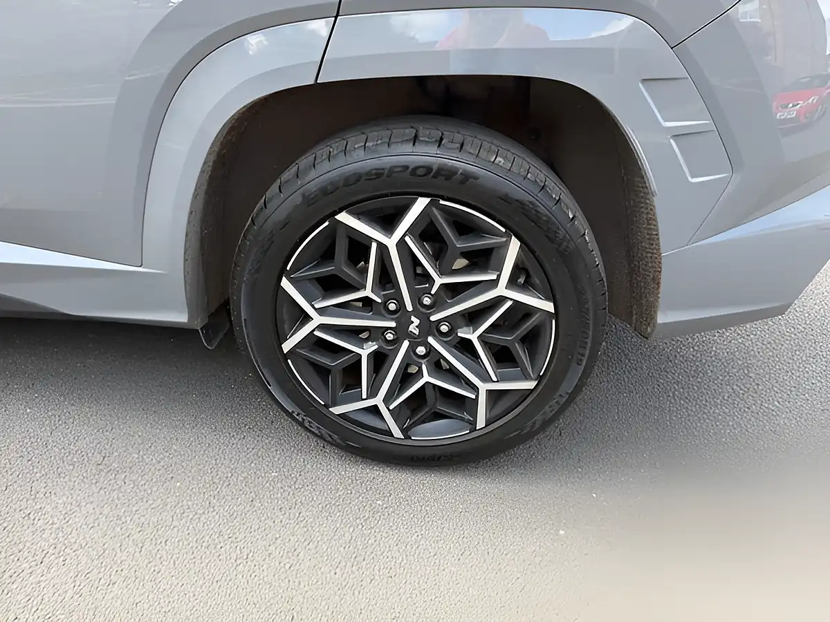 Used 2022 Hyundai Tucson N Line Grey - Interior and Exterior details 18